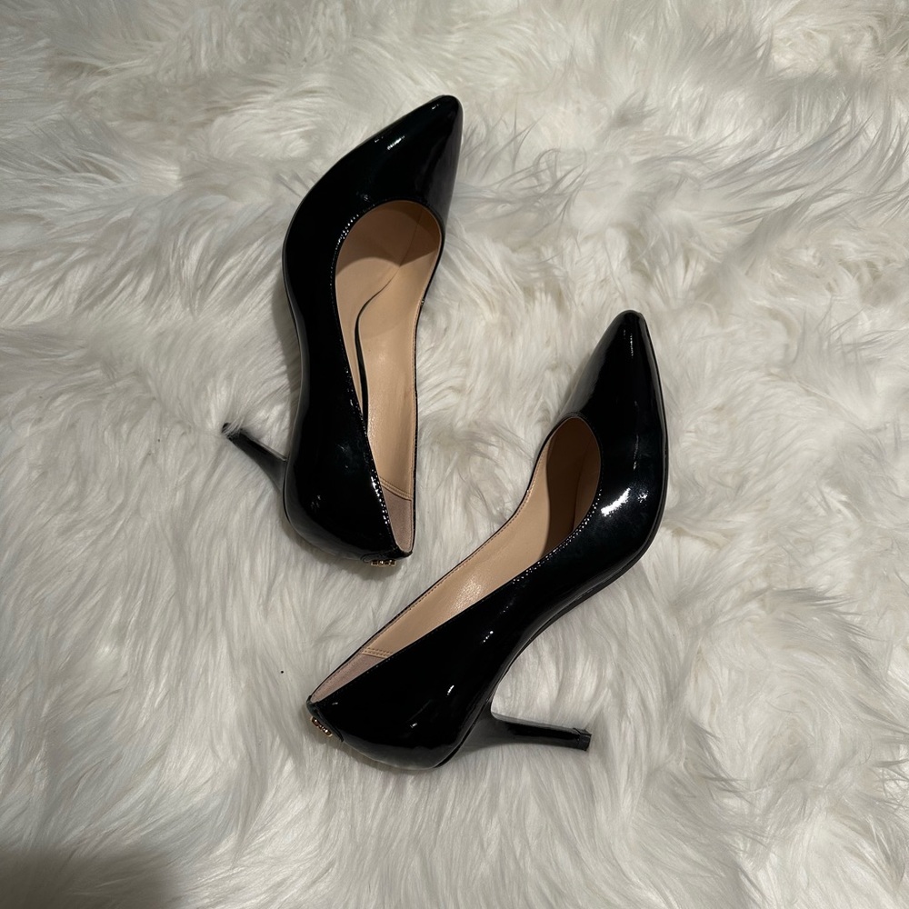 Cole Haan black pumps